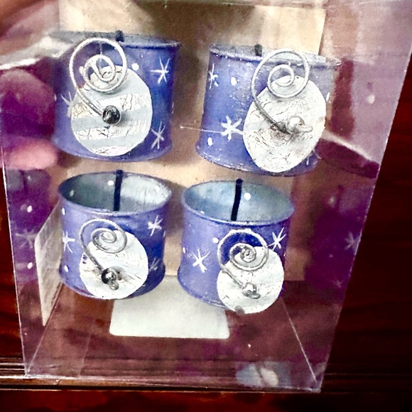 NEW - NAPKIN RINGS - 2 sets of 4 count - Picture 7 of 10